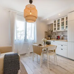  Appartement Beautiful Stylish @ Center